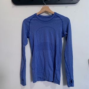 Lululemon running long sleeve